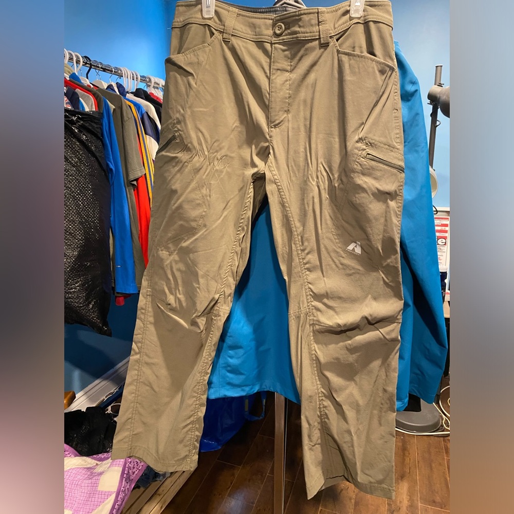 Eddie Bauer pants W35- L30